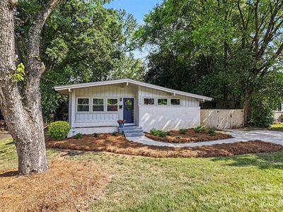 1338 Edgewater Dr