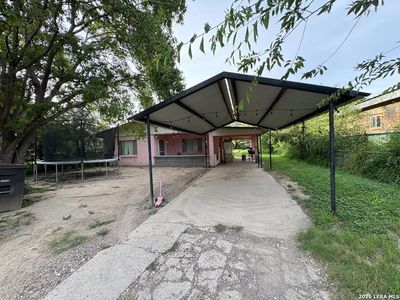 749 Calle Nava