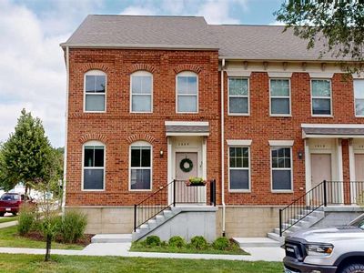 1005 Walker Cir
