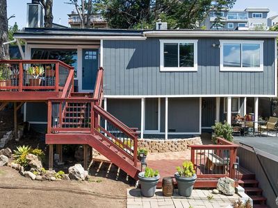377 Beaumont Blvd
