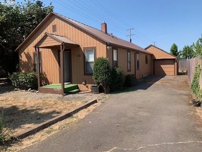 218 S 19th St