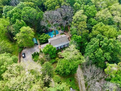 77 Shore Road