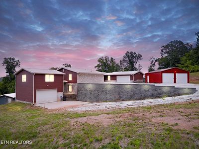 716 Skyline Dr