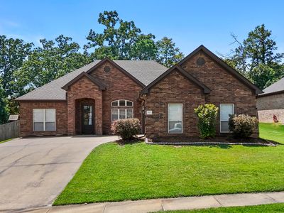 6021 Hardin Dr