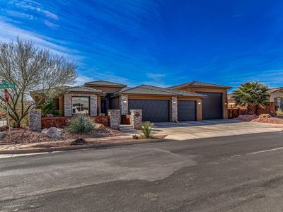 2823 N Kenzies Way