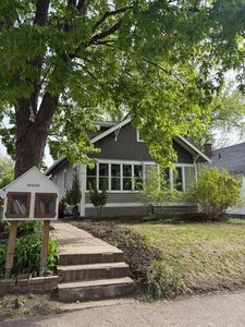 654 Carroll Ave