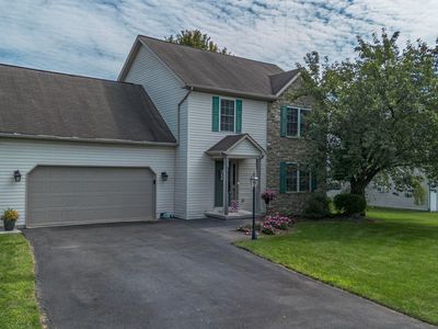 248 Macintosh Dr