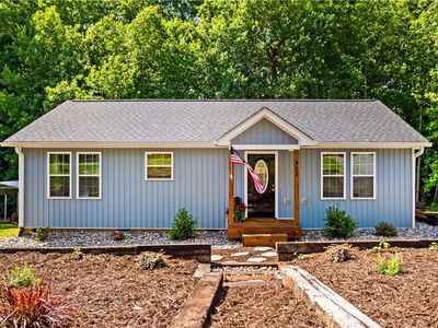 122 Yadkin River Rd