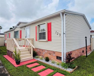 220 NE 12th Ave Lot 123