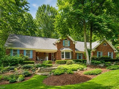 3807 Mapleleaf Hill Dr