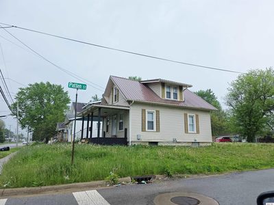 555 N Greenwood St