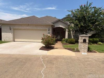 126 Hunters Green Cir