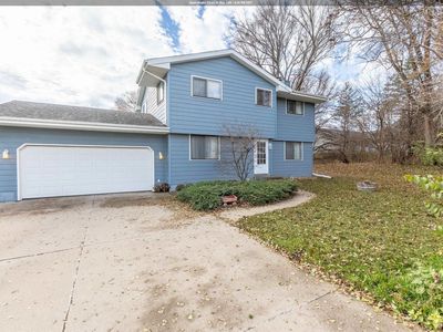 25654 Main St