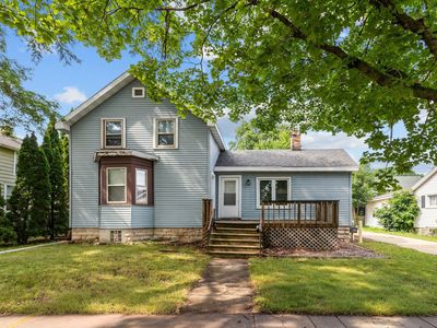 393 W Division St
