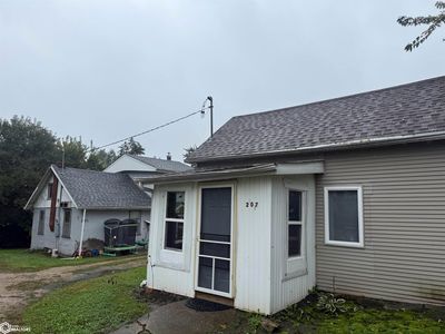 Property at 207 N 14th St, Marshalltown, IA