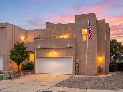 1535 Ocean Breeze Dr NE