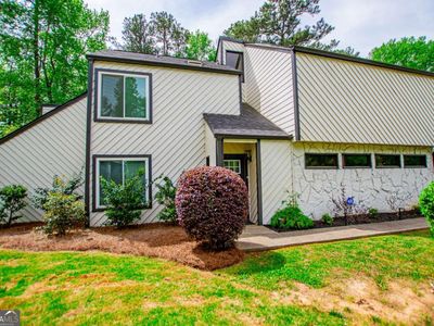 3702 Hembree Ln