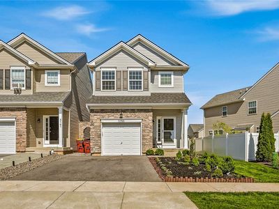 3155 Huntington Ln
