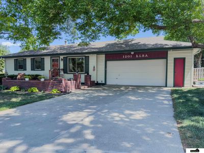 1201 Elba Ave
