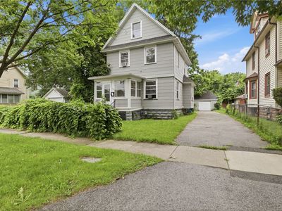 73 Salina St