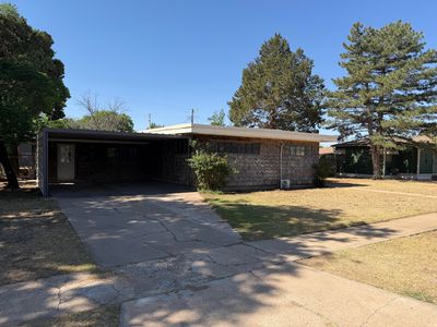 Property at 117 SW 9th St, Plainview, TX