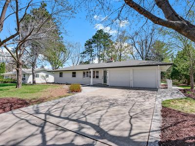 220 Rice Creek Ter NE
