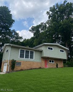115 Burr St