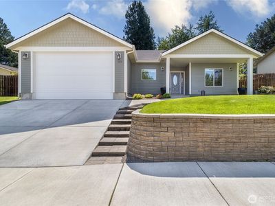 319 SE Highland Park Drive