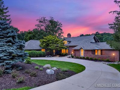 2465 Cascade Springs Dr SE