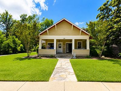 115 N Leflore Ave