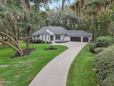 3686 ST ANDREWS Court