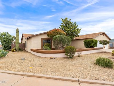5041 SANTIAGO Court