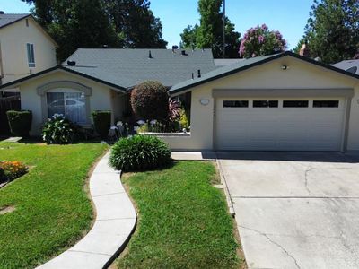 2846 Camarillo Dr