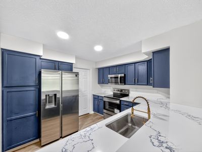 200 Sonoma Ct APT 102