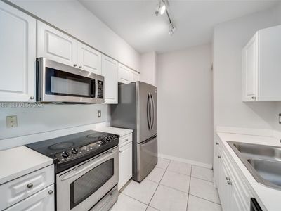 6831 SW 44th St APT 304