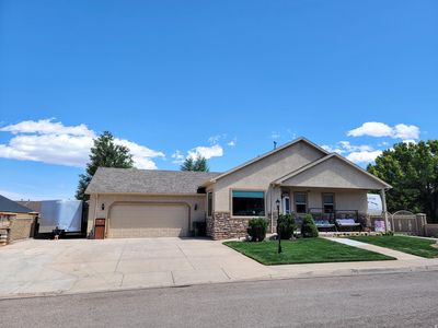 752 W 60 N