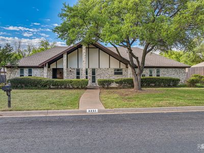 3321 Grandview Dr