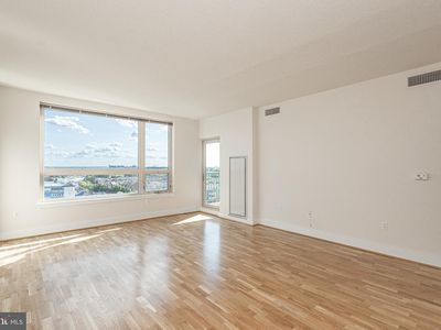 717 S Chris Columbus Blvd #1210