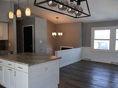 Property at 1340 Parkview Dr, Marion, IA