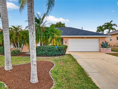 Property at 1224 NE 4th Pl, Cape Coral, FL