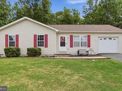 109 Thoreau Dr