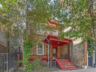 1907 W Irving Park Rd