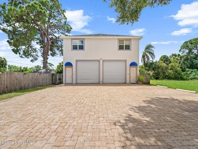 411 Dove Ave Unit 101