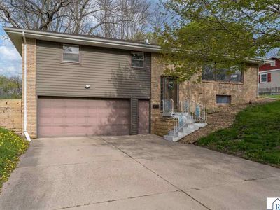 110 S Belmont Dr