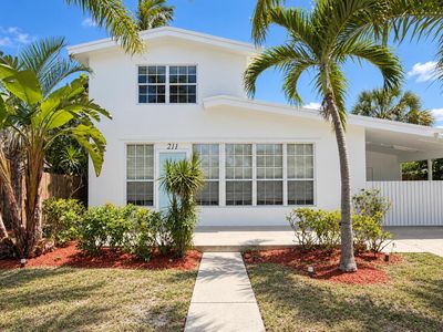 Property at 211 Dartmouth Drive, Lake Worth, FL