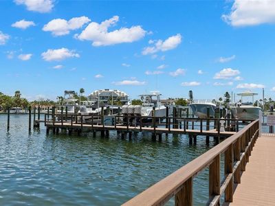 3805 Gulf Blvd APT 401