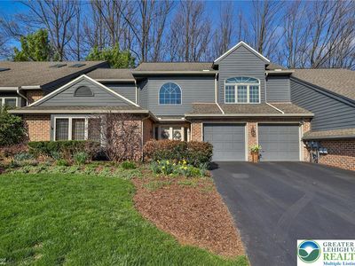 Property at 2820 Sheffield Dr, Emmaus, PA