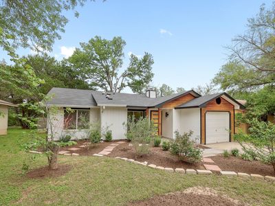 7609 Crystalbrook W