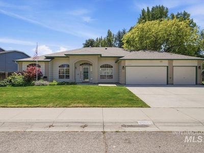 11027 W Wagon Pass St