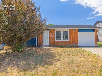 6805 Parkridge Ct